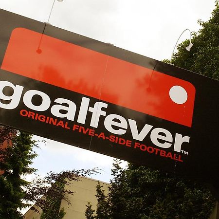 إسن Goalfever Sports & Guesthouse المظهر الخارجي الصورة